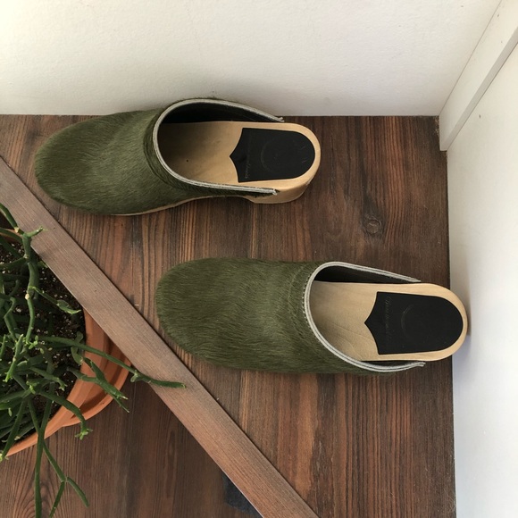 No.6 Old School Clog Mid Heel in Forest Pony, 39 - Picture 5 of 14